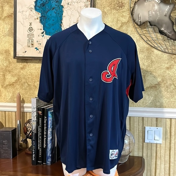 Cleveland Indian Baseball Jersey - Picture 1 of 11